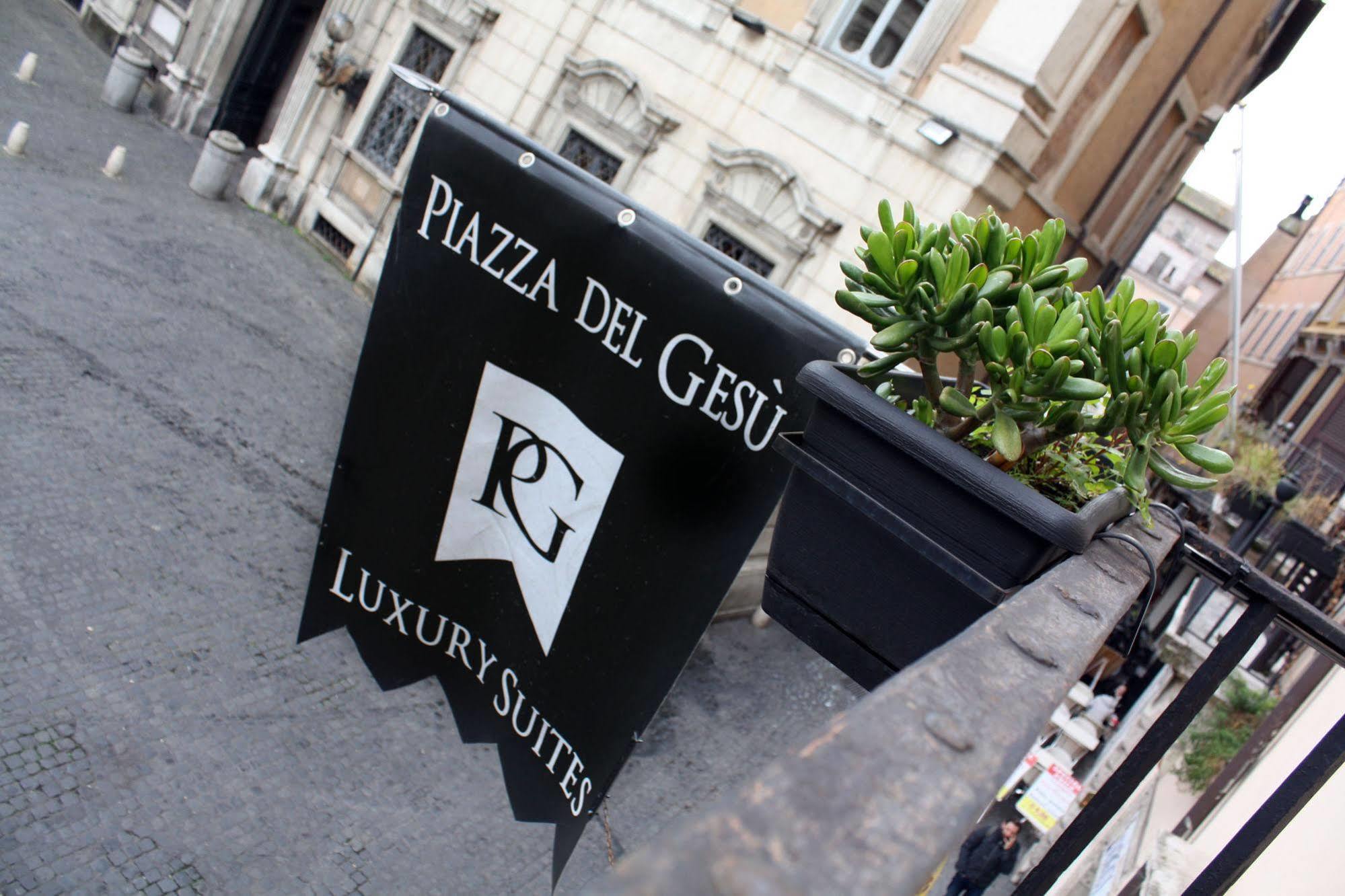 Piazza Del Gesu' Luxury Suites Rome Luaran gambar