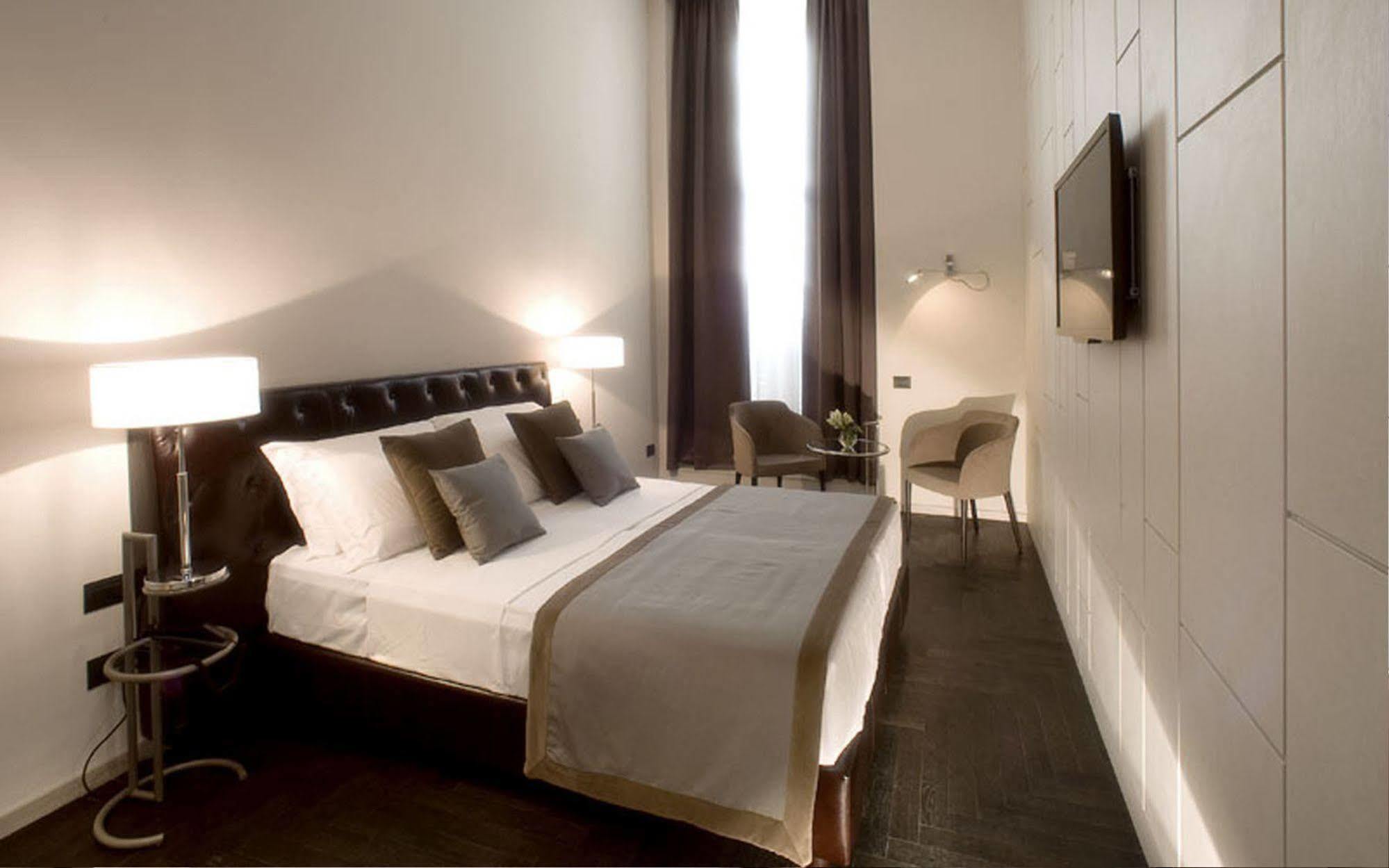 Piazza Del Gesu' Luxury Suites Rome Luaran gambar