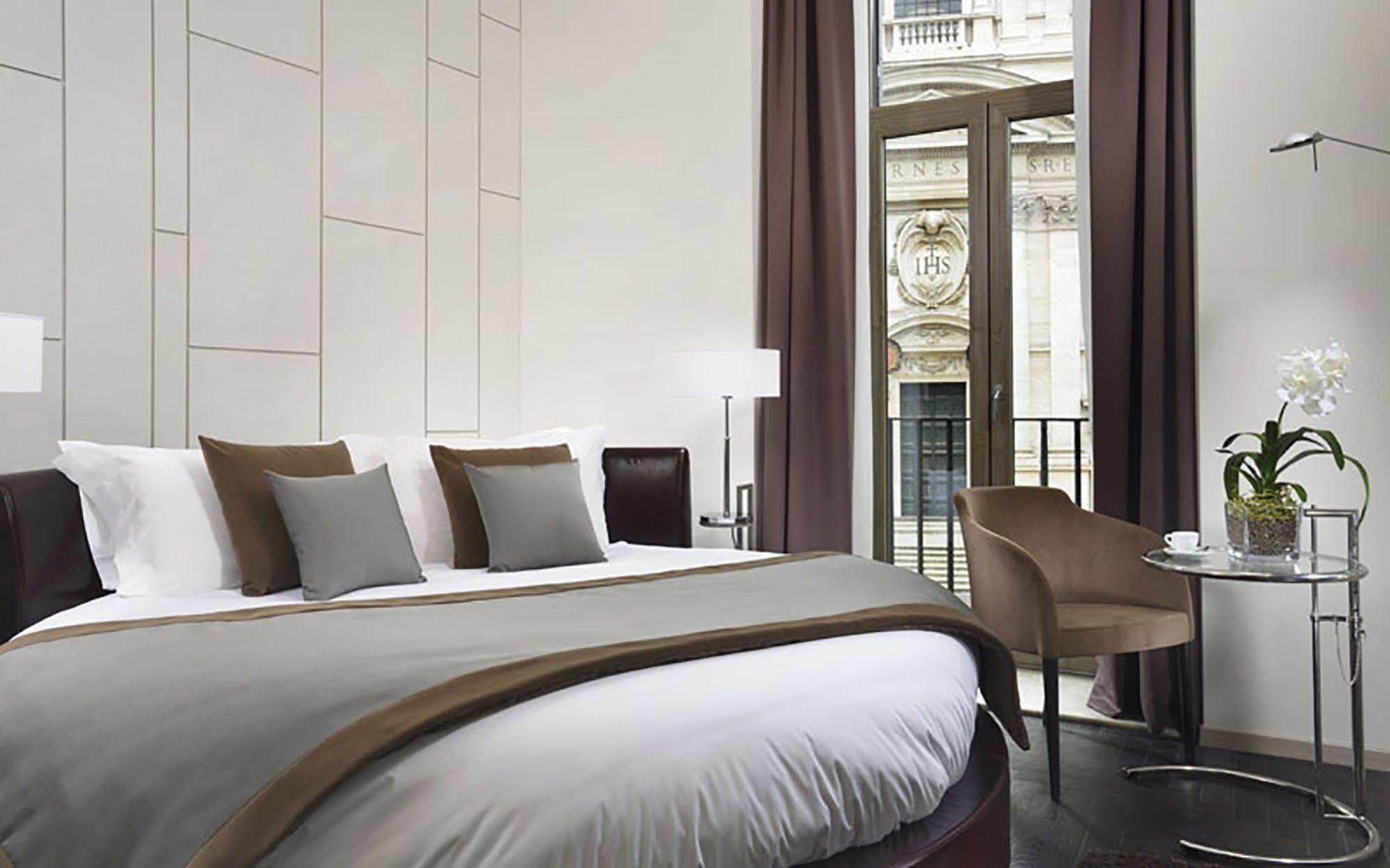 Piazza Del Gesu' Luxury Suites Rome Luaran gambar